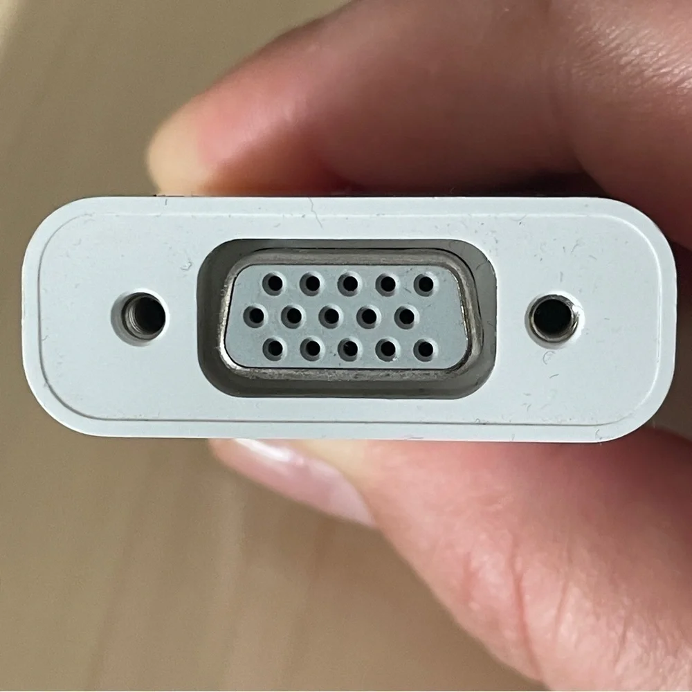 APPLE display port to DVI